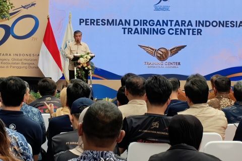 Menaker Proyeksikan PTDI Jadi Pusat Unggulan Kedirgantaraan